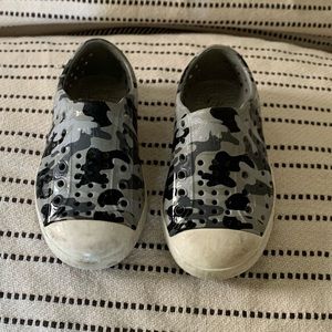 Native Kids C7 gray black camo GUC